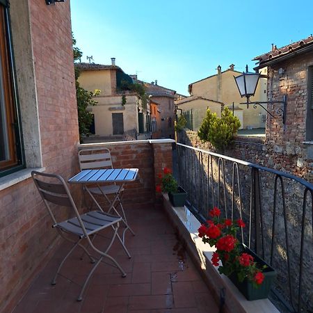 Il "Terrazzino" Nel Cuore Di Siena Exteriör bild